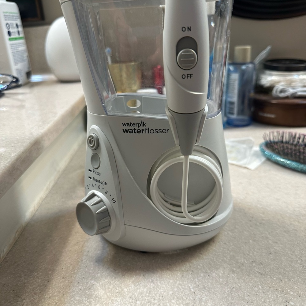 Waterpik Water Flosser in White